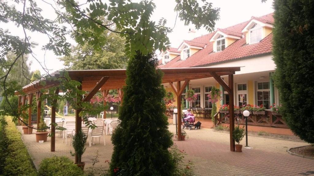Penzion Oaza Štětí Exterior foto
